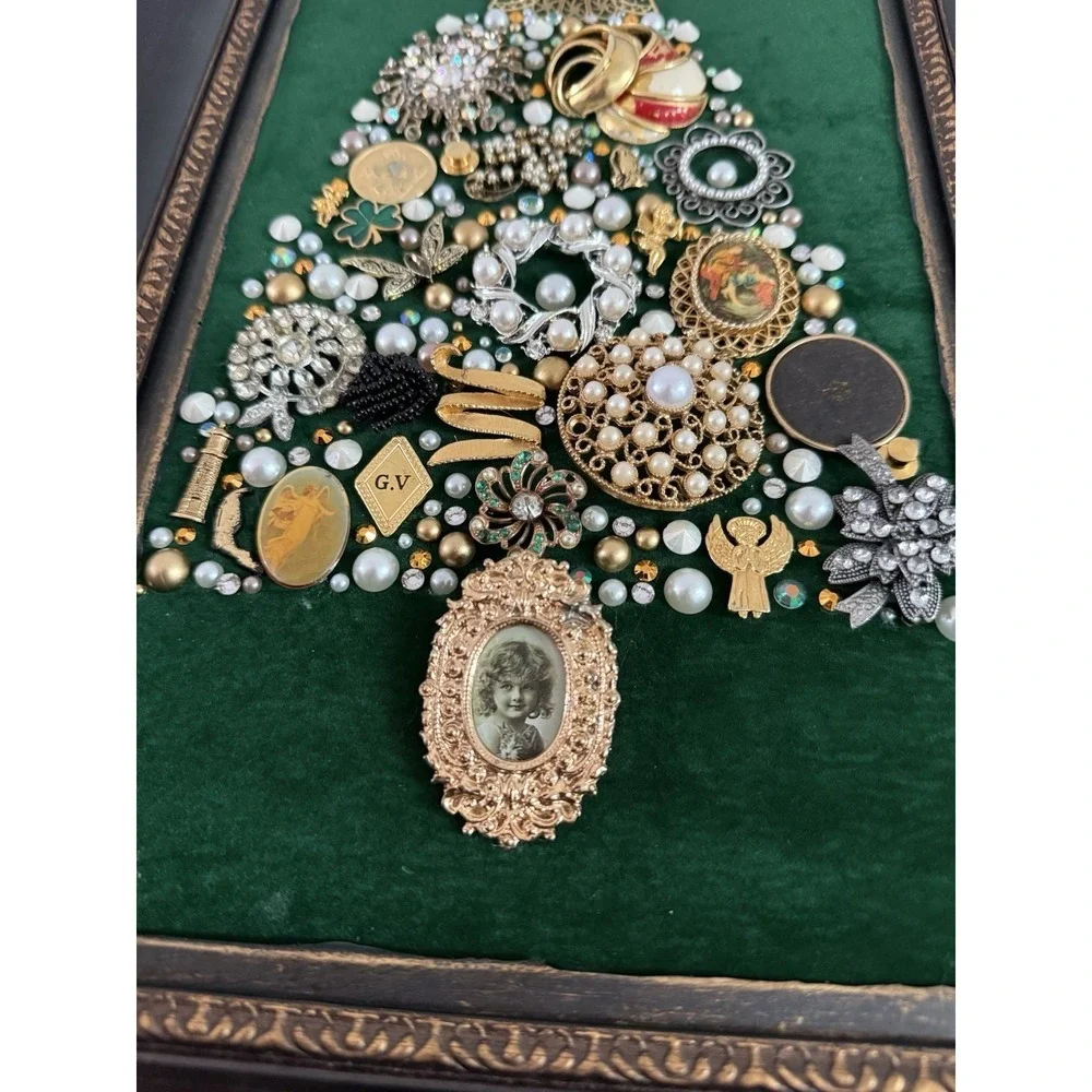 N/A vintage jewelry